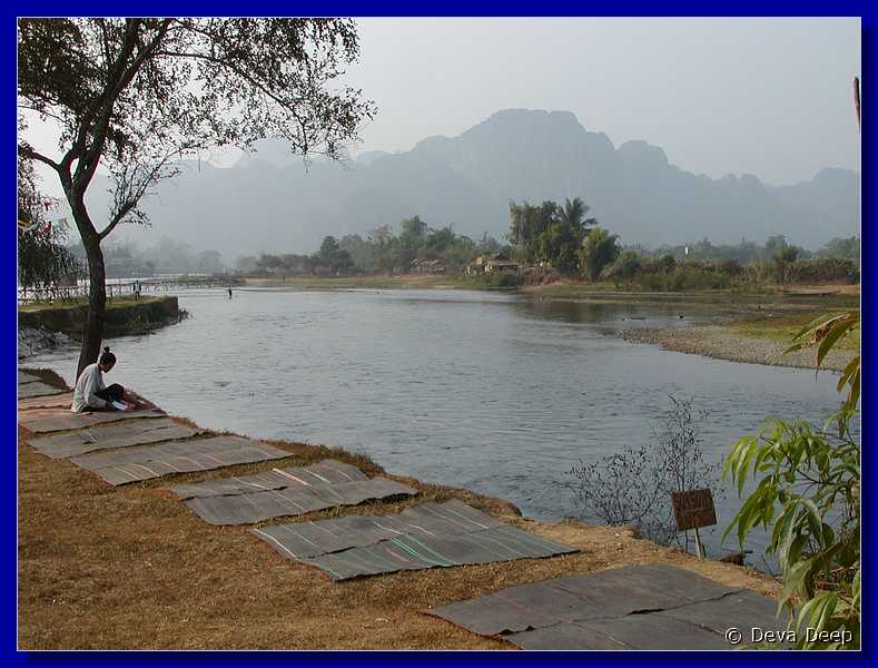 Laos Vang Vieng River 31228 0900