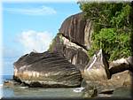 Malaysia Tioman Nipah around-big rock-63.JPG