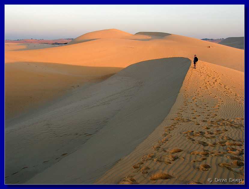 20080114 0625-18 06395 Mui Ne White sand dunes-ay
